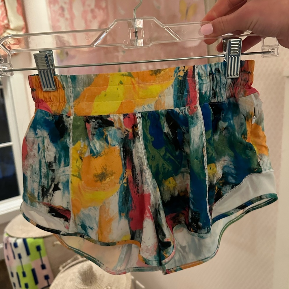 Women's Multicolor Abstract Print Athletic Shorts